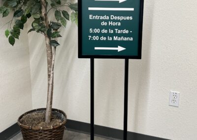 Pedastal Information Sign with Stand